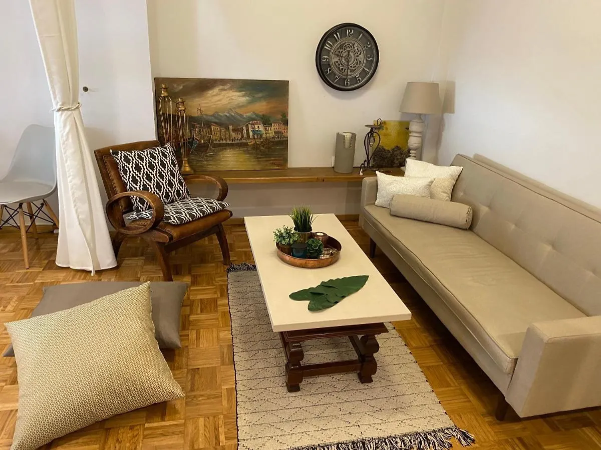 Liberty Home Salonic 0*,  Grecia